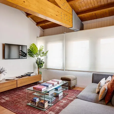 Amazing Tailor Made Penthouse With A View Апартаменты