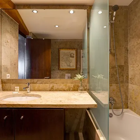 Апартаменты Amazing Tailor Made Penthouse With A View Лиссабон